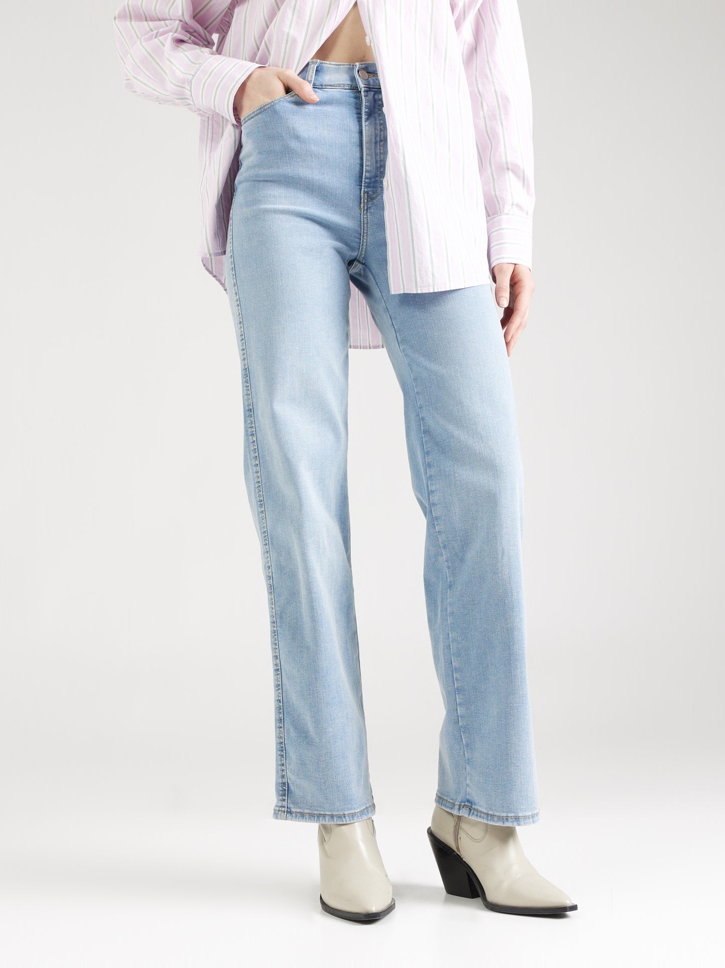 Denim Moxy Straight