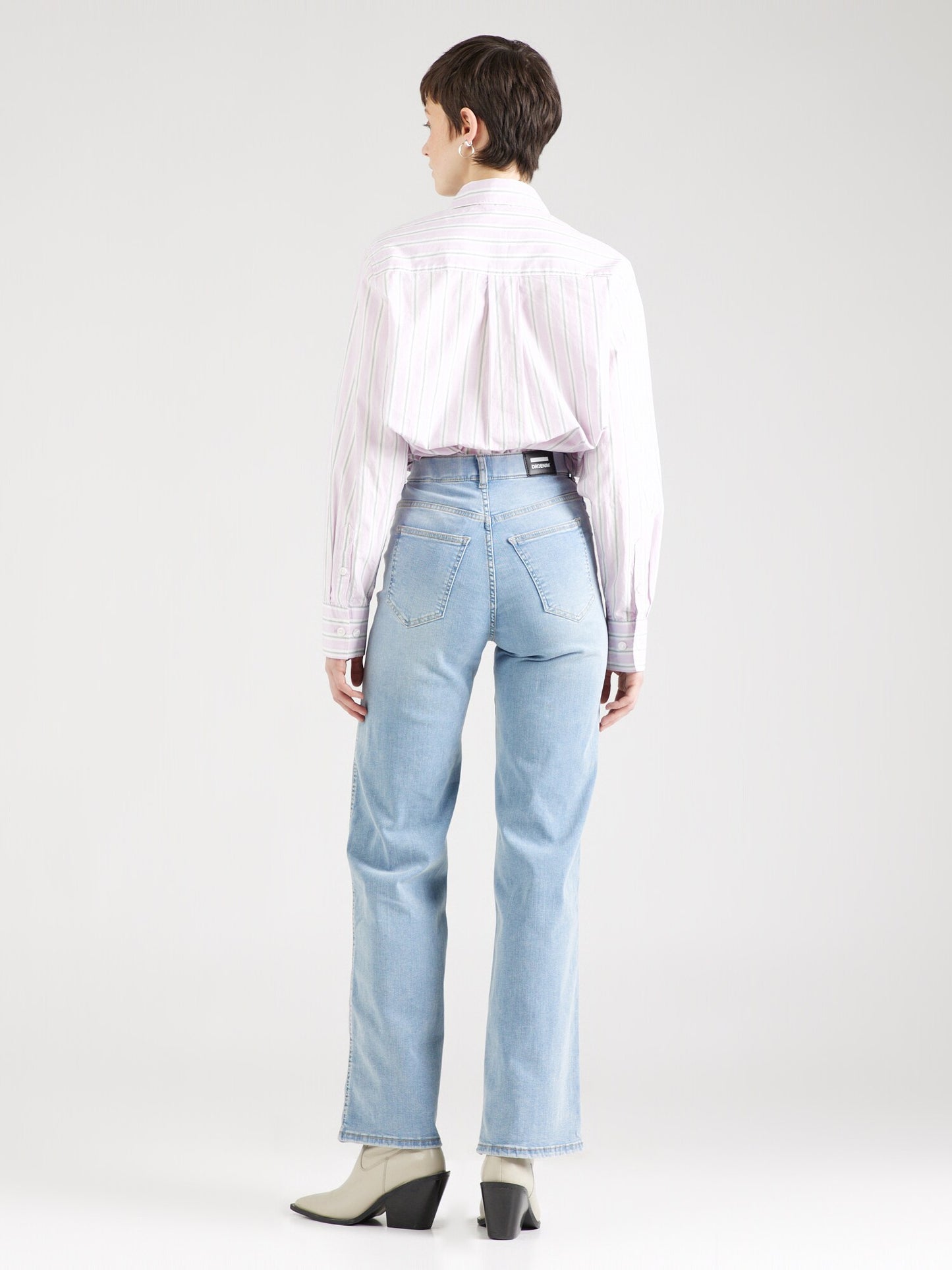 Denim Moxy Straight