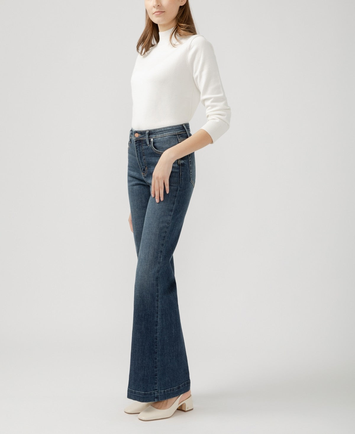 Isbister 70s Flare