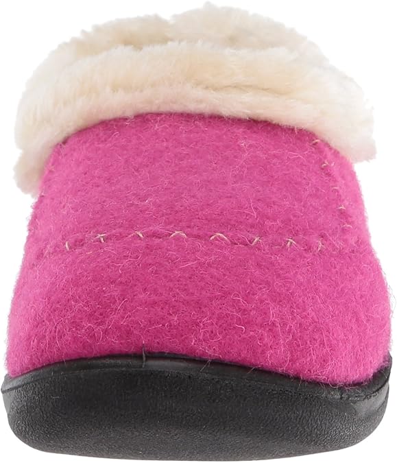 .Cozy Cabin2 Slippers