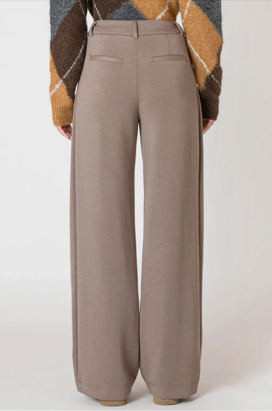 Wide Leg Knit Trouser
