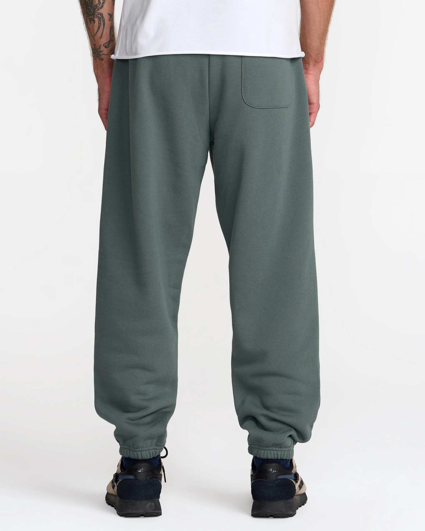 VA Essential Sweatpant