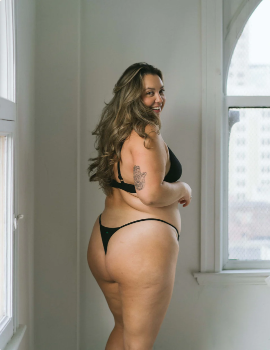 W Huha String Thong