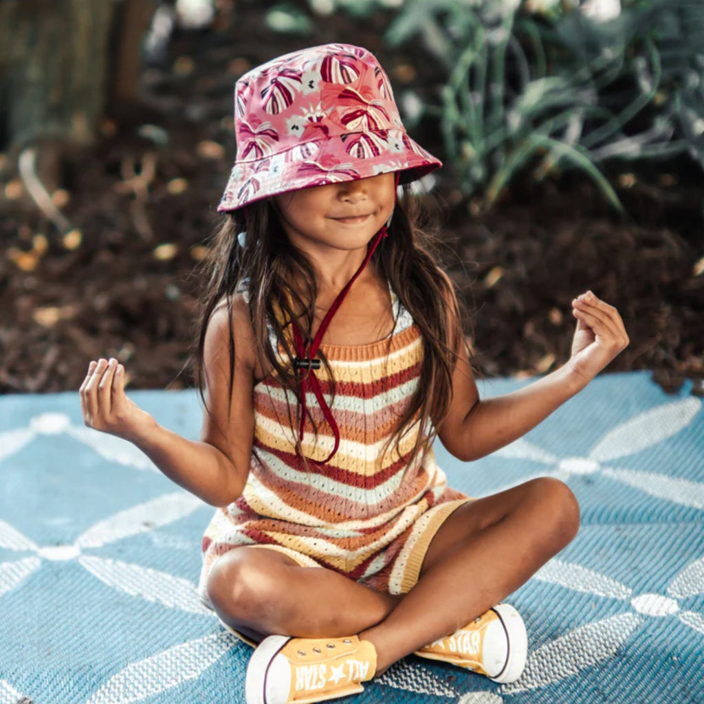 .Panama Bucket Hat