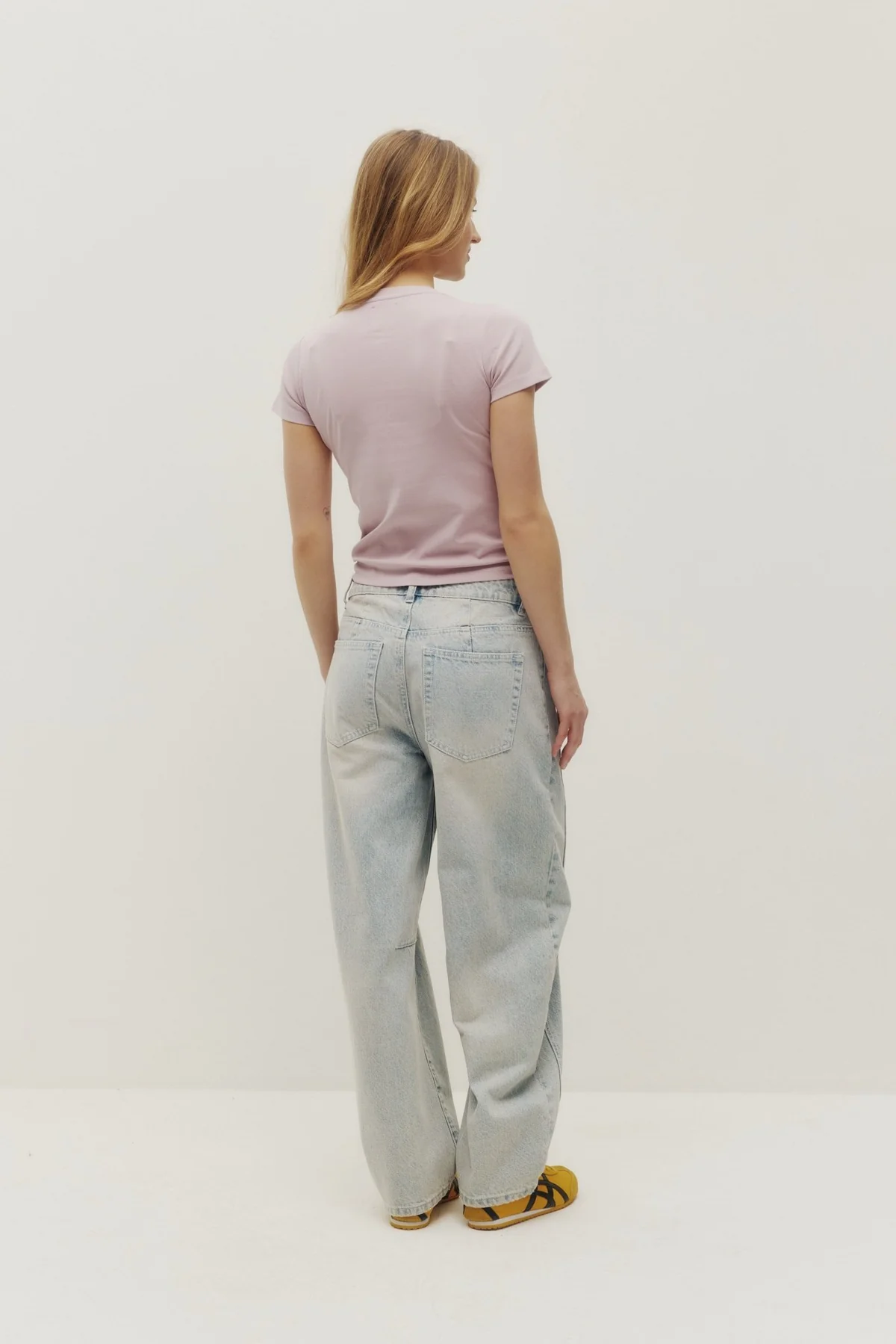 Jacquline Barrel Leg