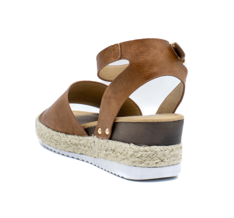 Adrianna-01 Sandal
