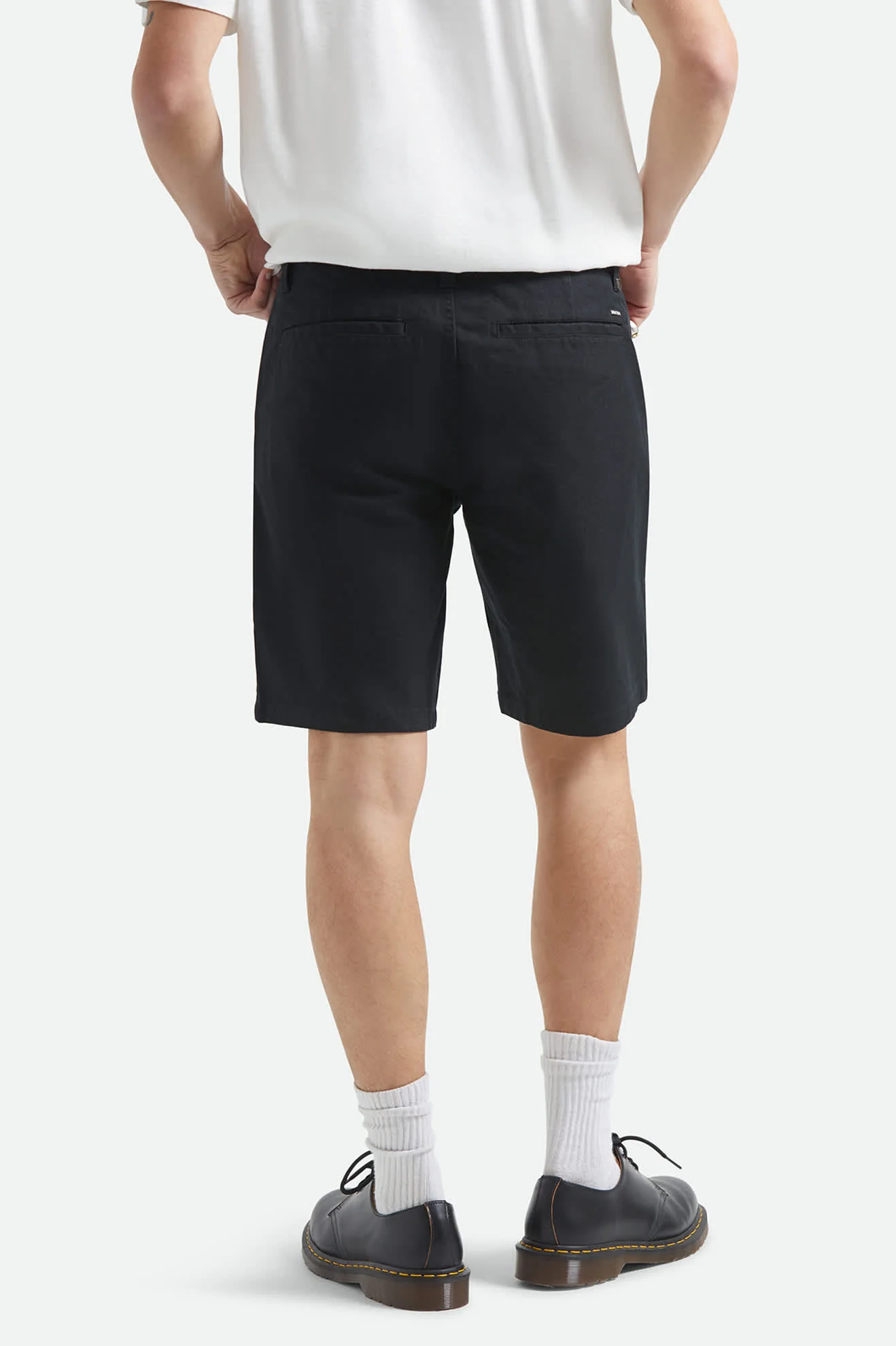 Santo Chino Short