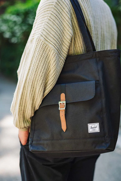 Retreat Tote - Black Tonal