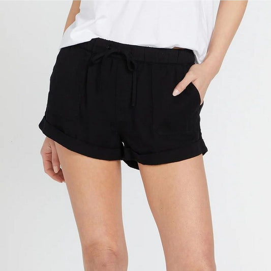 .Sunday Strut Short