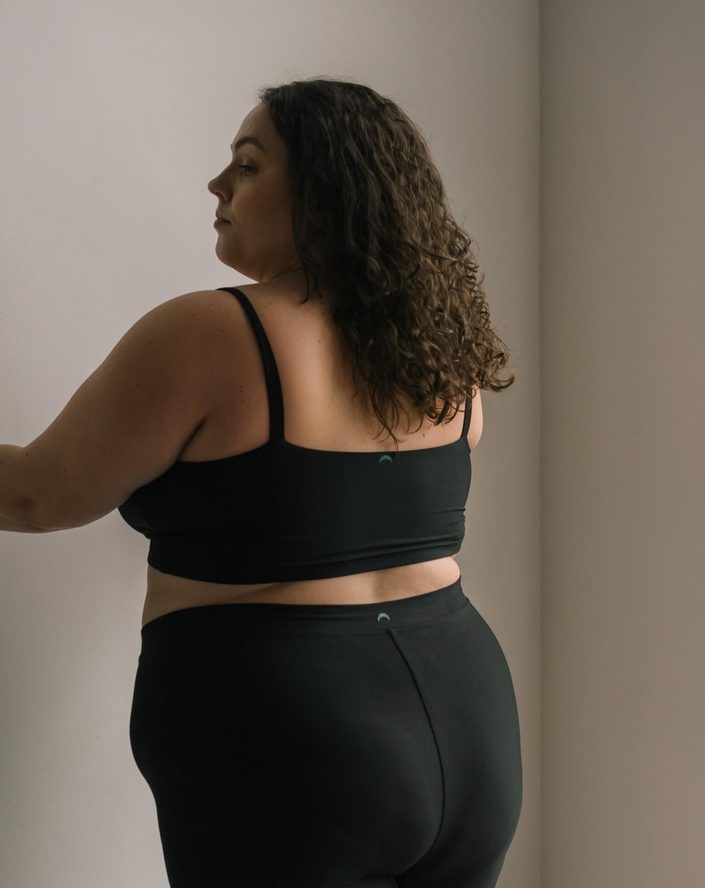 W Huha Tata Crop Cami