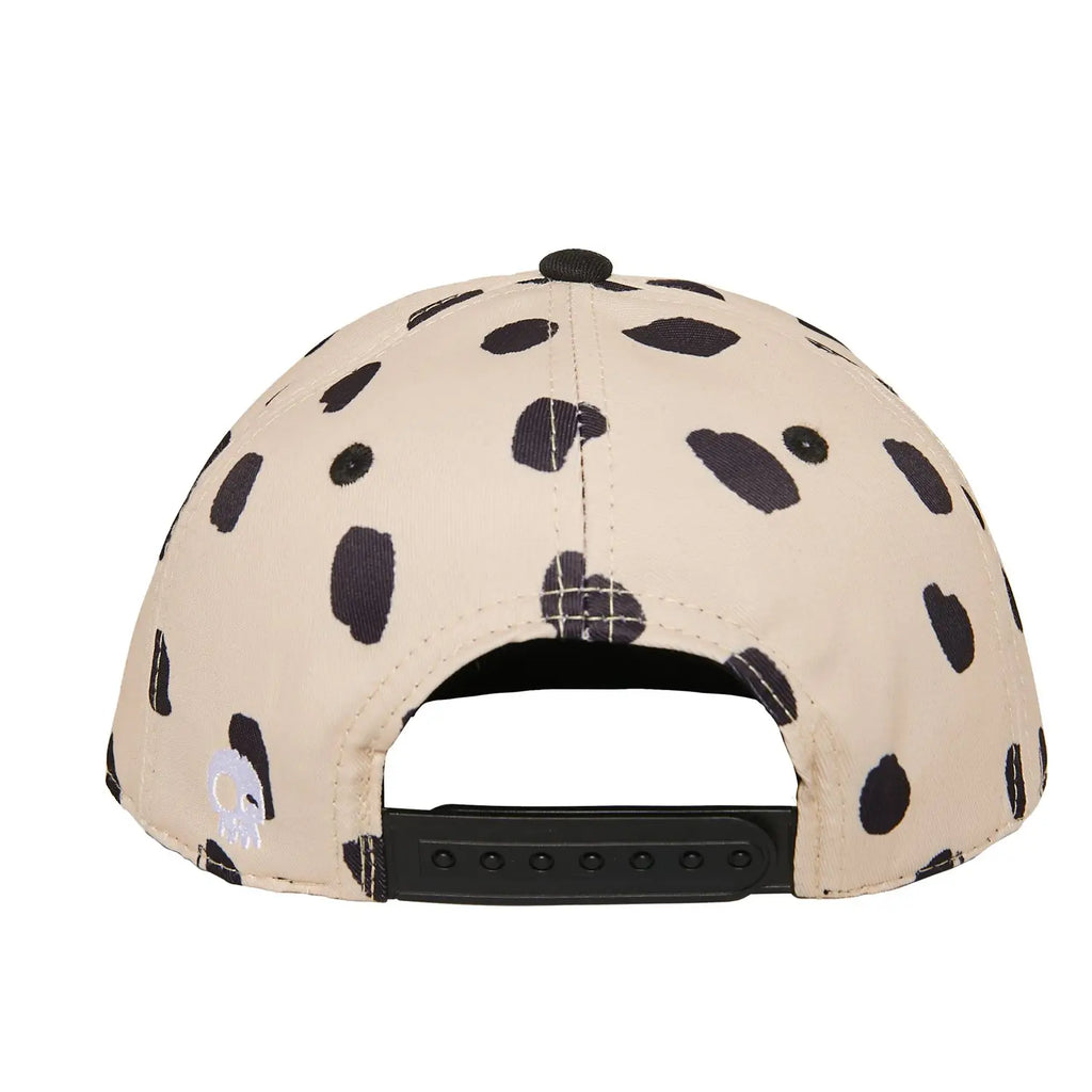 .Leo Hat