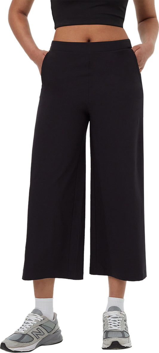 .InMotion Cropped Wideleg Pant