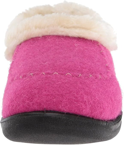 .Cozy Cabin2 Slippers