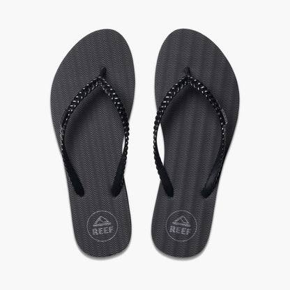 Women Seaside Twist