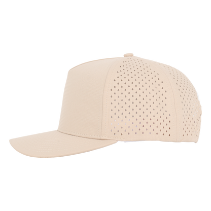 Beaver Signature Waterproof Hat - with Magnetic Ball Marker