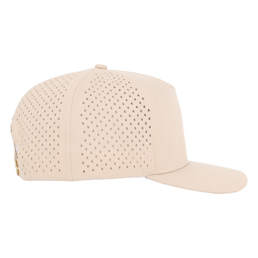 Beaver Signature Waterproof Hat - with Magnetic Ball Marker