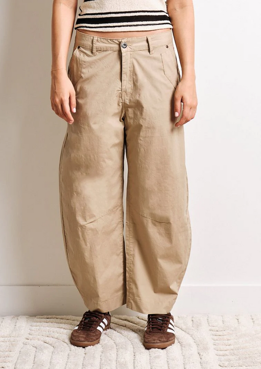 Naomi Low Curve Trouser