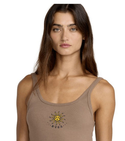 RVCA Fading Sun Tank in cocoa brown with embroidered sun design on model