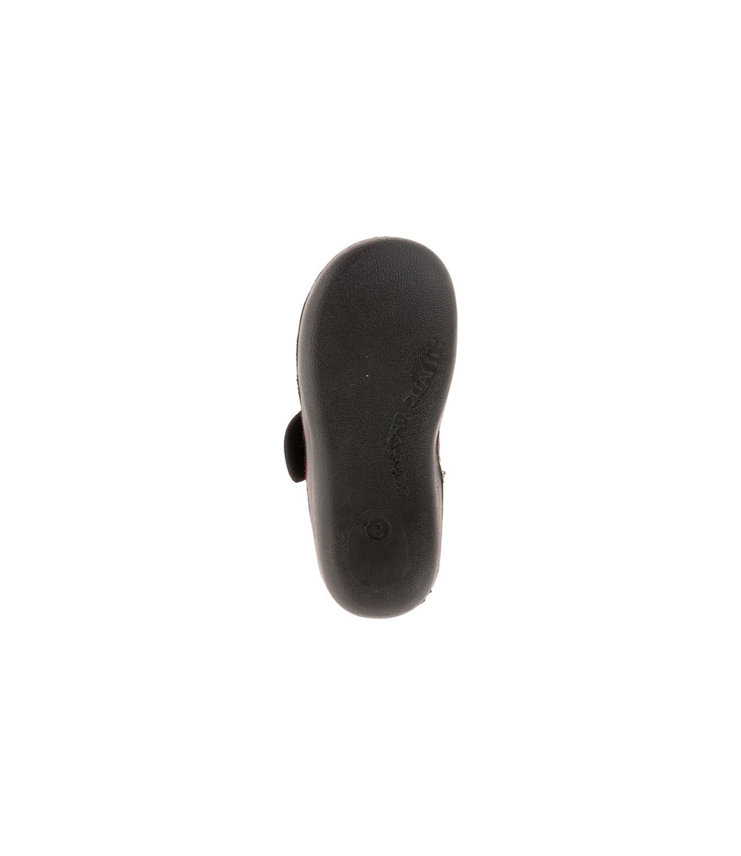 .Cozy Lodge Slipper